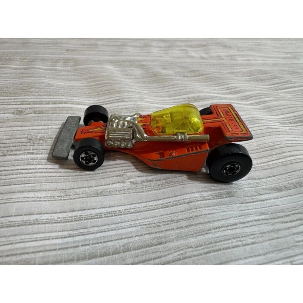 Vintage hot wheels land lord toy car